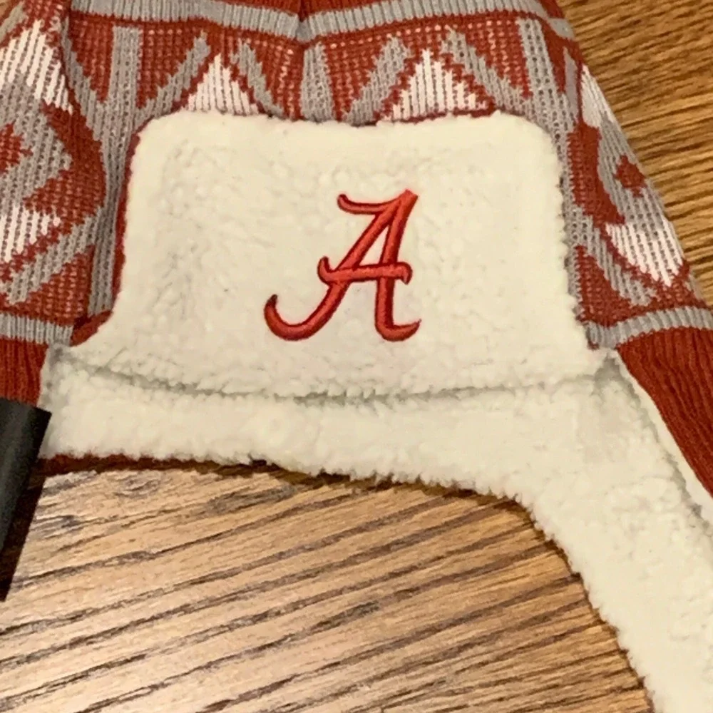 Alabama Crimson Tide New Era NCAA Scarlet & White Winter Trapper Knit Hat OSFM
